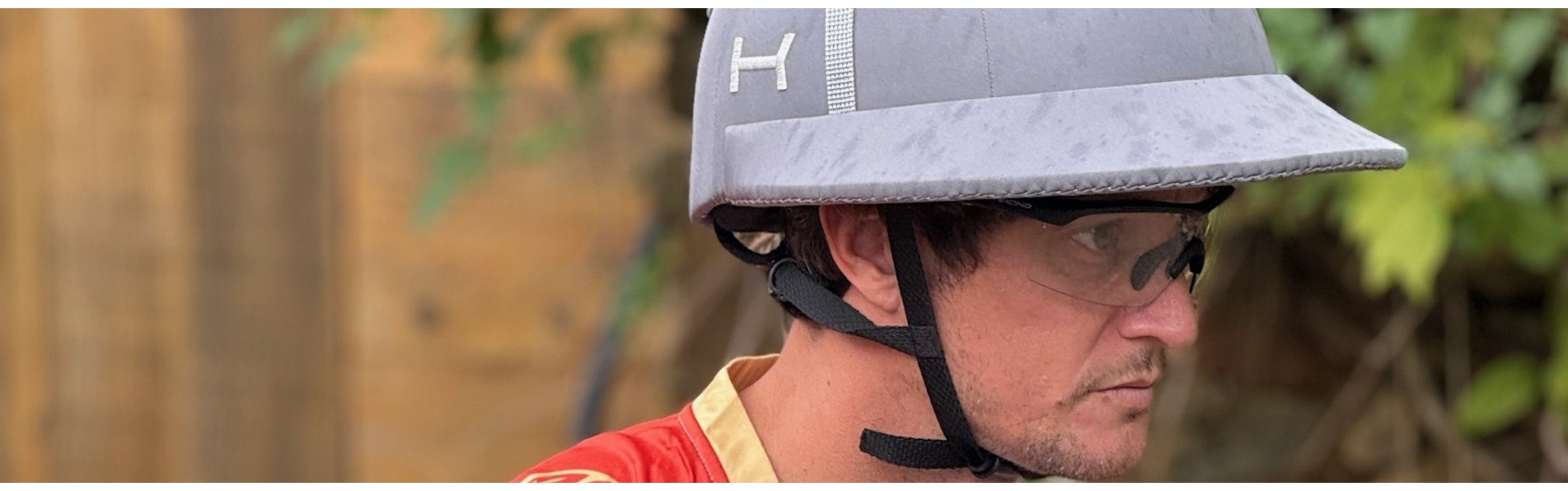 https://www.kronopolo.fr/image/cache/catalog/Blog%20Banners/bespoke%20polo%20helmet%20builder-1903x596.jpg