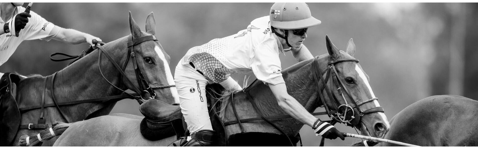 https://www.kronopolo.fr/image/cache/catalog/Blog%20Banners/louis%20hine%20polo%20player-1903x596.jpg