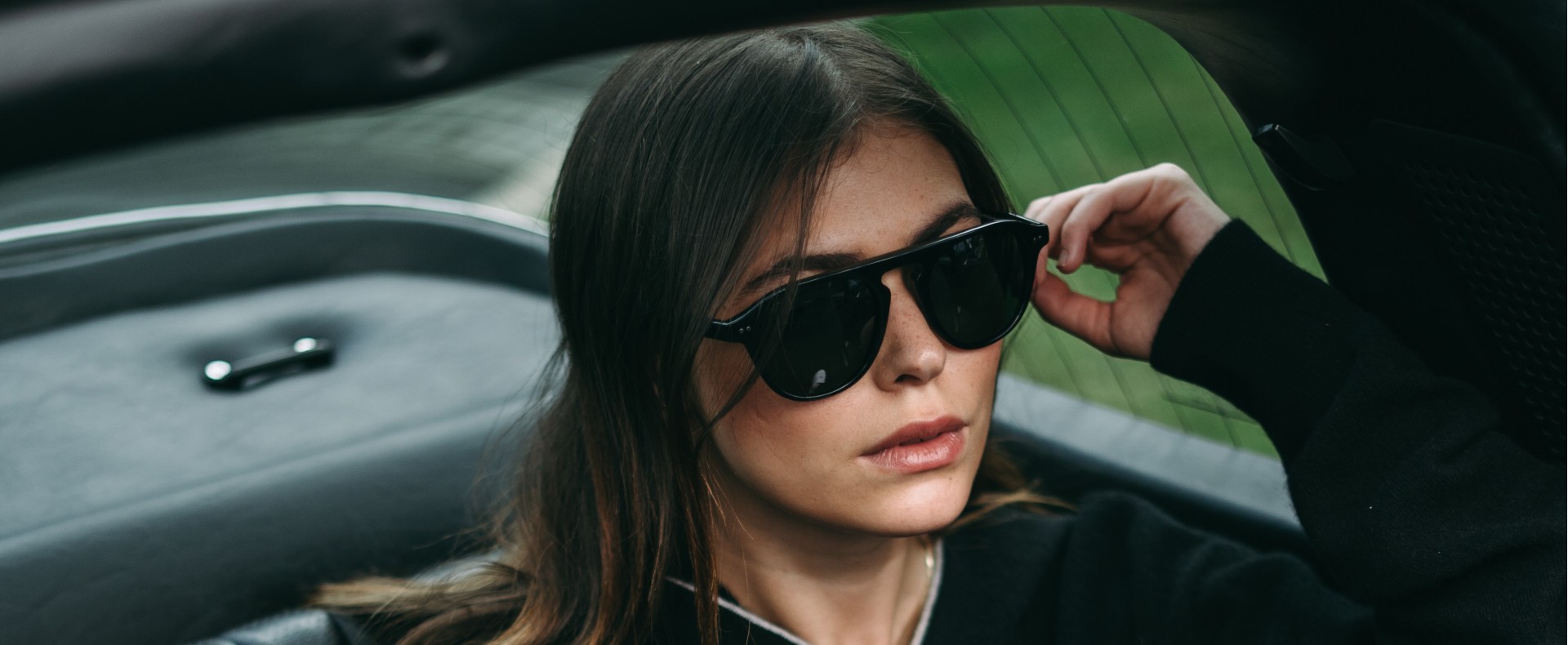 SUNGLASSES