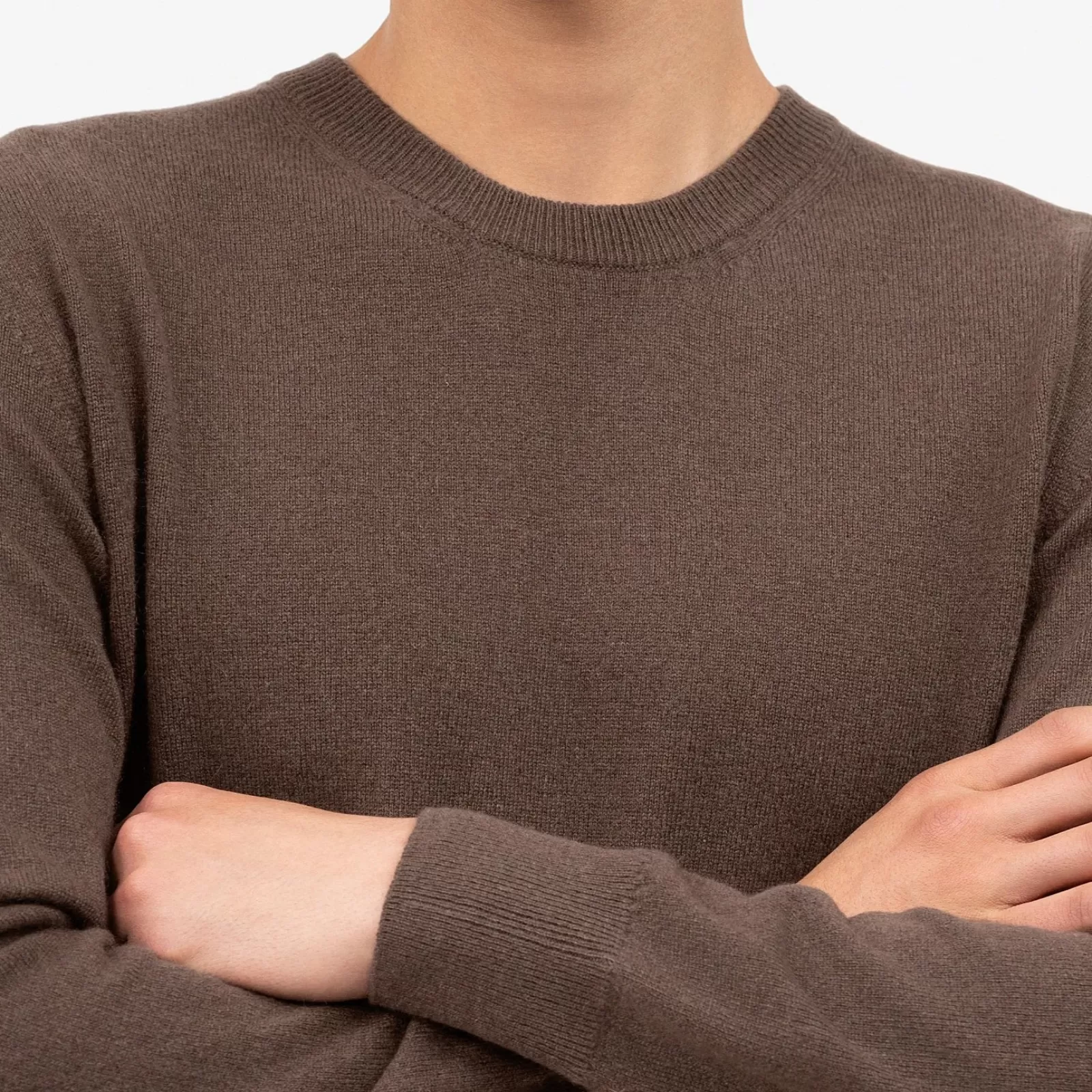 Pull col rond en cachemire Marron Pull col rond en cachemire Marron