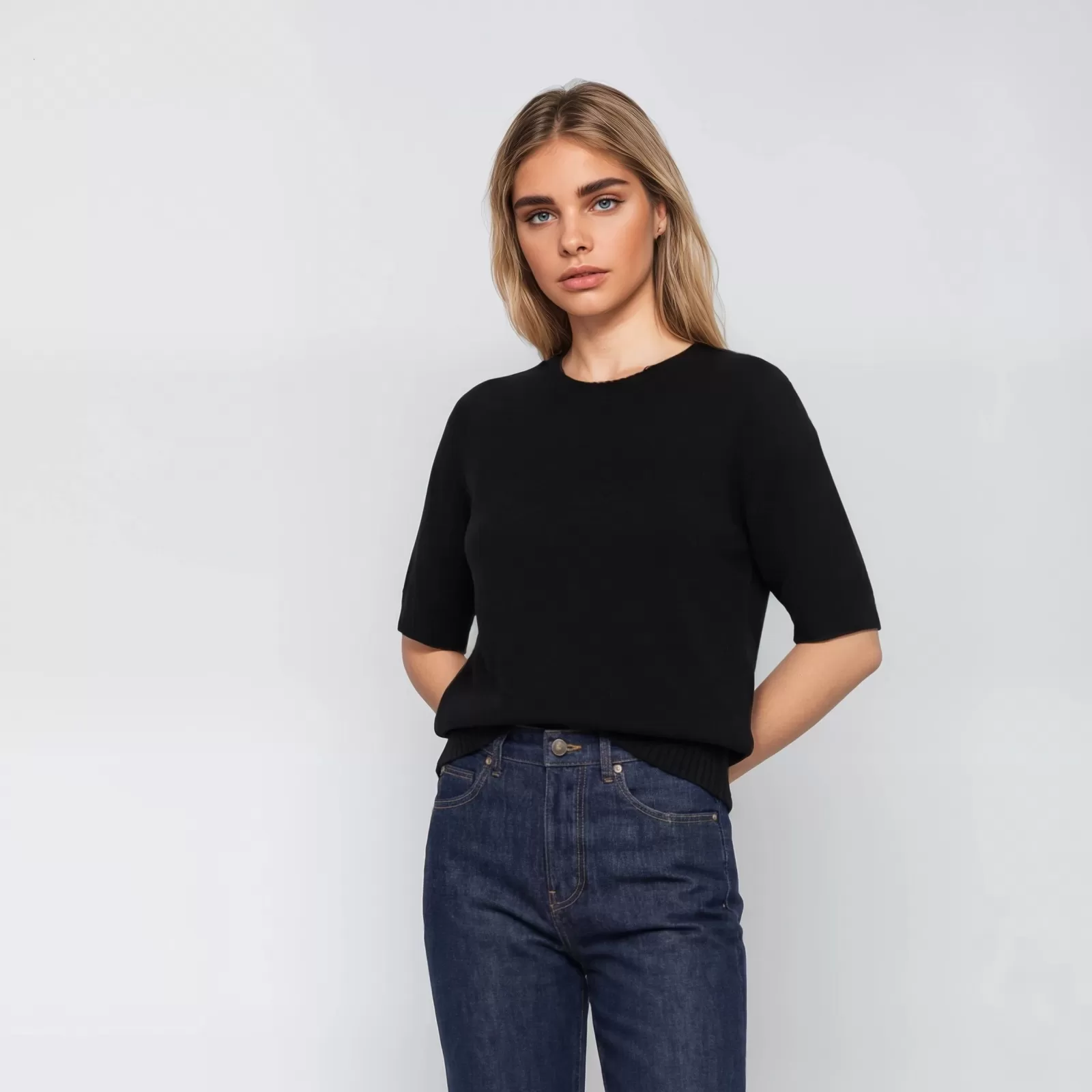 T-shirt en Cachemire Ayala Noir T-shirt en Cachemire Ayala Noir