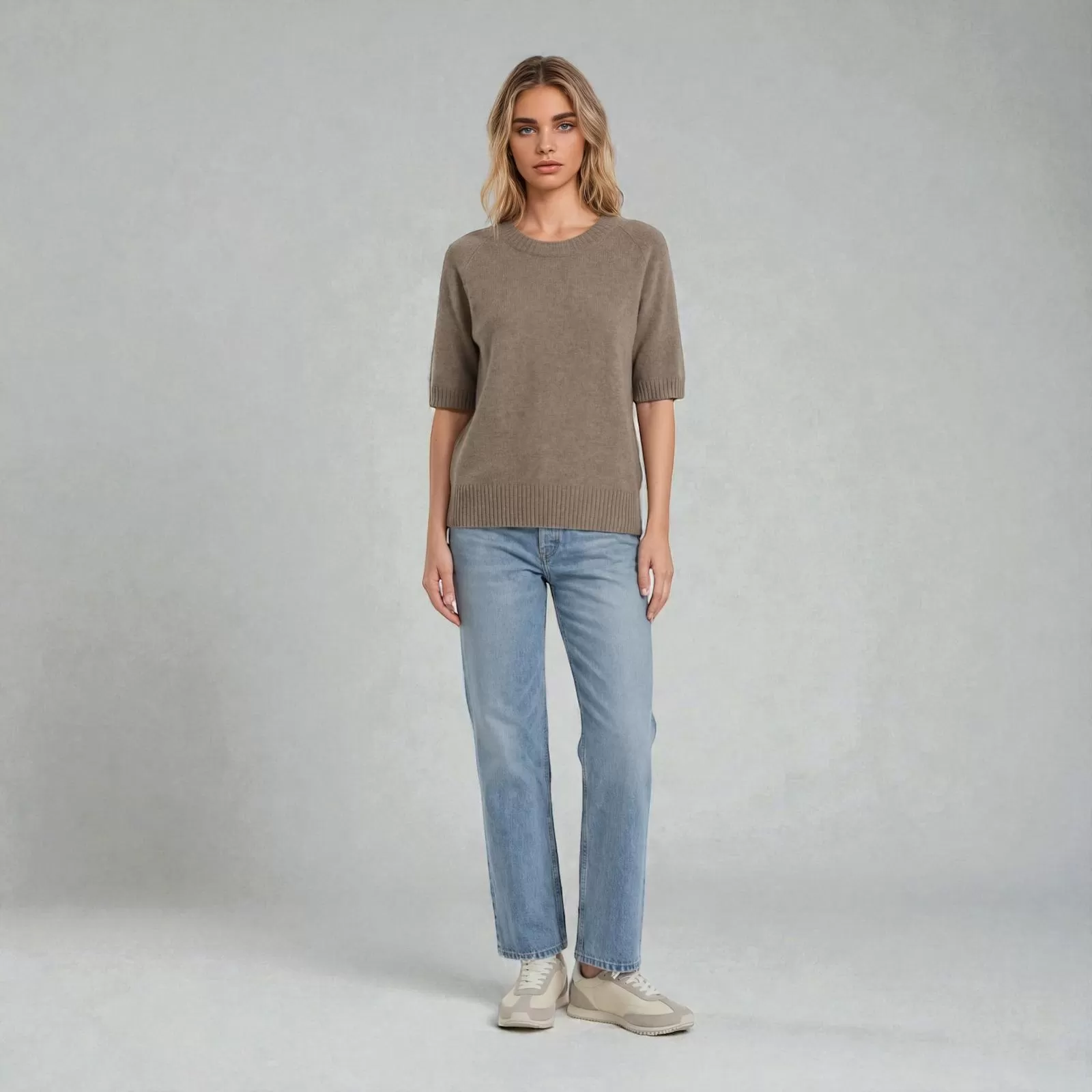 T-shirt en Cachemire Ayala Marron Clair T-shirt en Cachemire Ayala Marron Clair