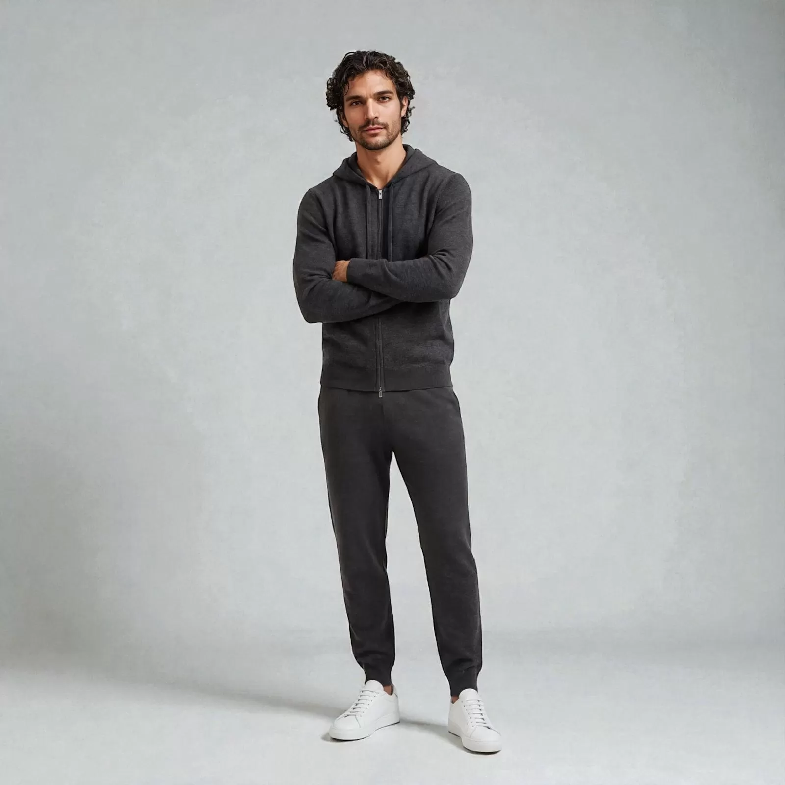 Sweat à capuche Zippé en cachemire Gris Anthracite Sweat à capuche Zippé en cachemire Gris Anthracite