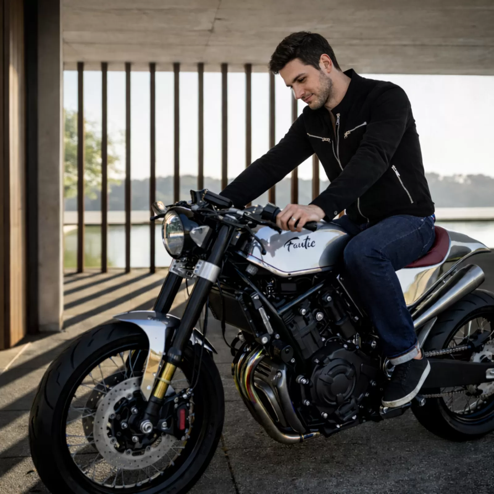 Blouson en Cuir Suédé Noir Blouson en Cuir Suédé Noir