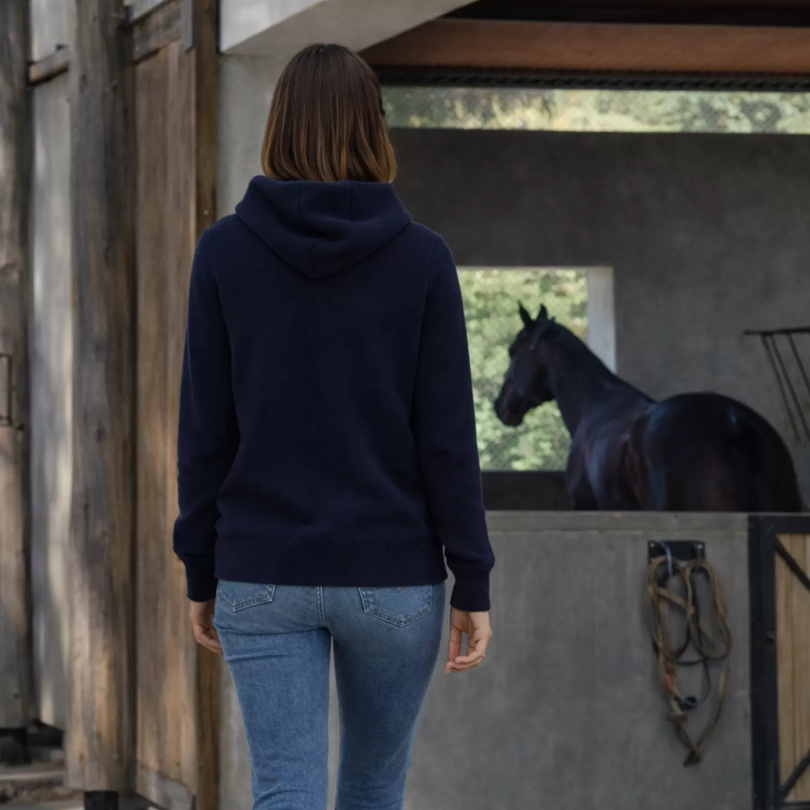 Sweat à capuche Chukka en cachemire Bleu Marine Sweat à capuche Chukka en cachemire Bleu Marine